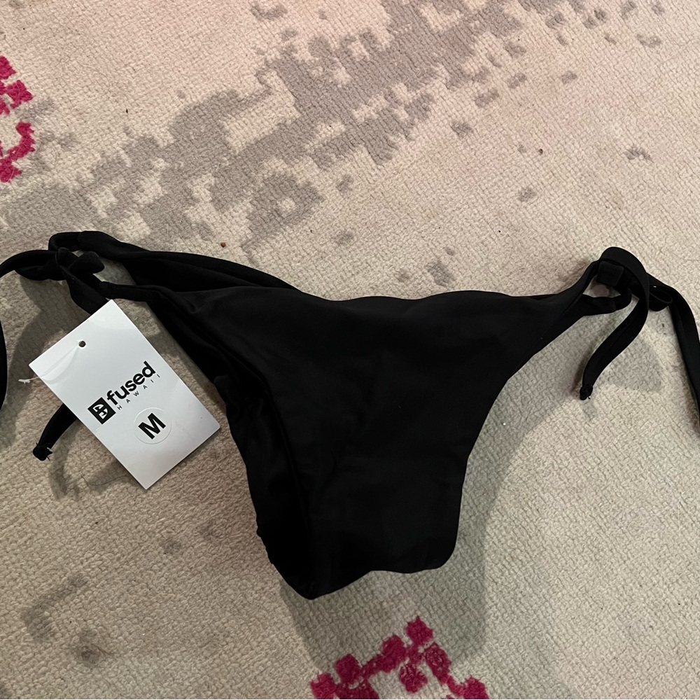 Fused Hawaii black lava aloha bottoms